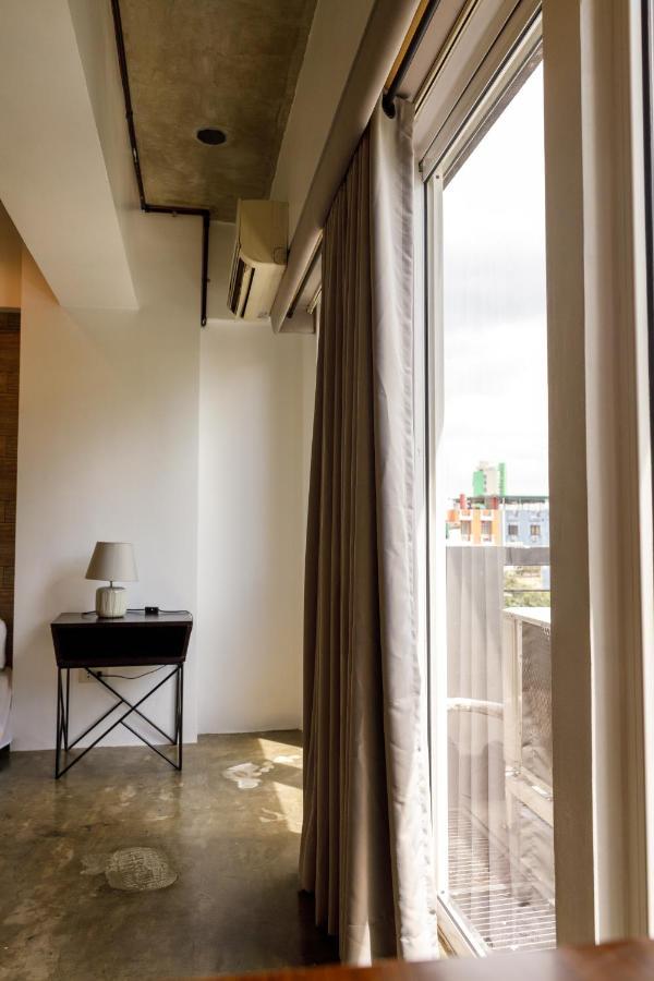 5880 Enriquez Residences Manila Eksteriør bilde