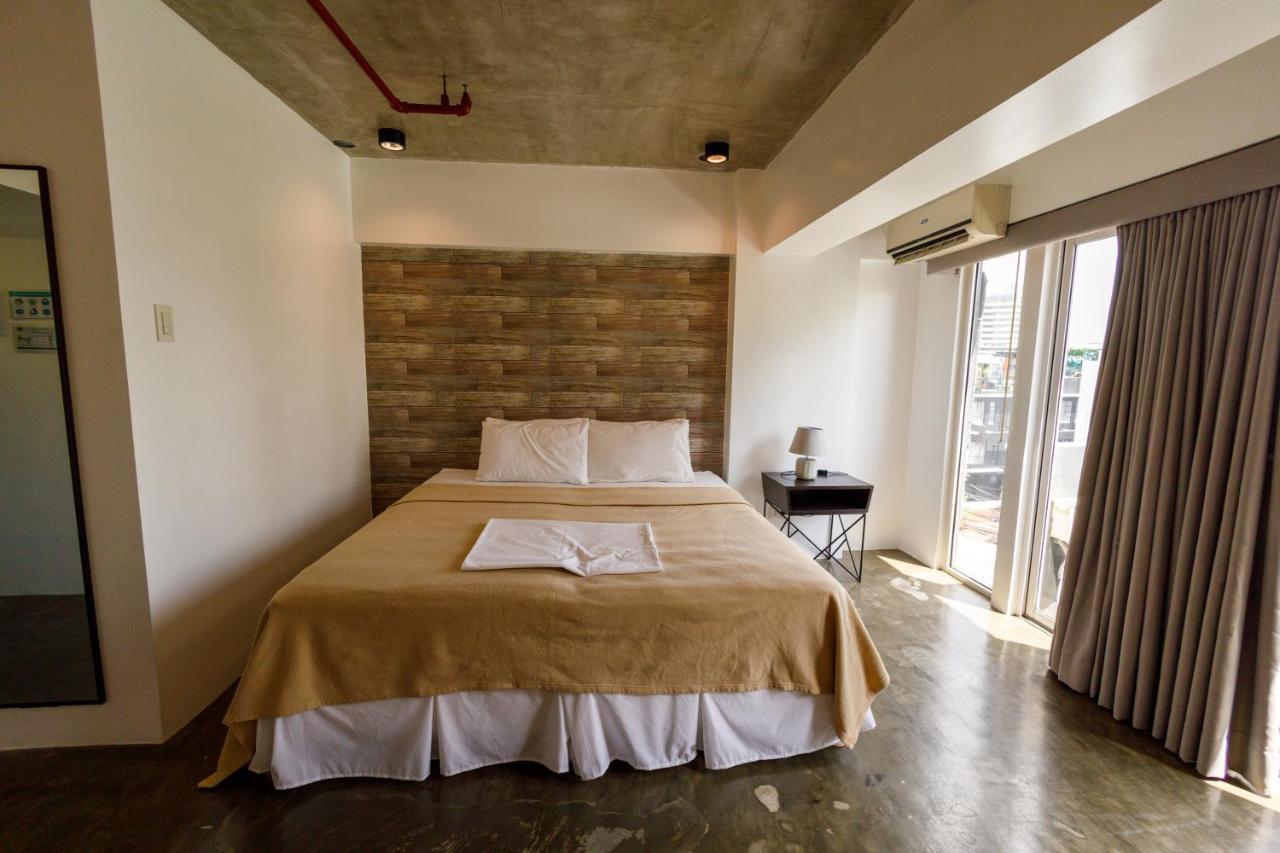 5880 Enriquez Residences Manila Eksteriør bilde
