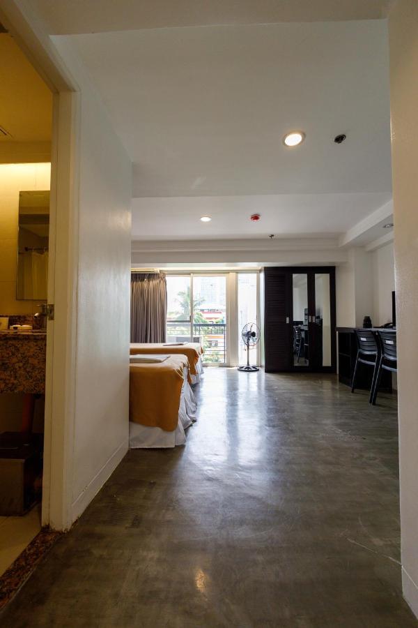 5880 Enriquez Residences Manila Eksteriør bilde